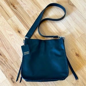 Antik Kraft Vegan Leather Crossbody Messenger Bag | Detachable Crossbody Strap